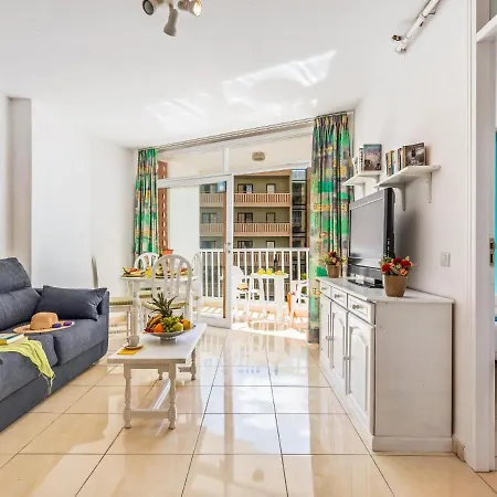 M3f Wonderful Apartment, Close To The Beach أرونا