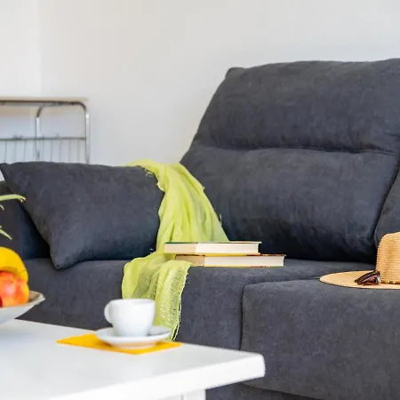 شقة M3f Wonderful Apartment, Close To The Beach أرونا